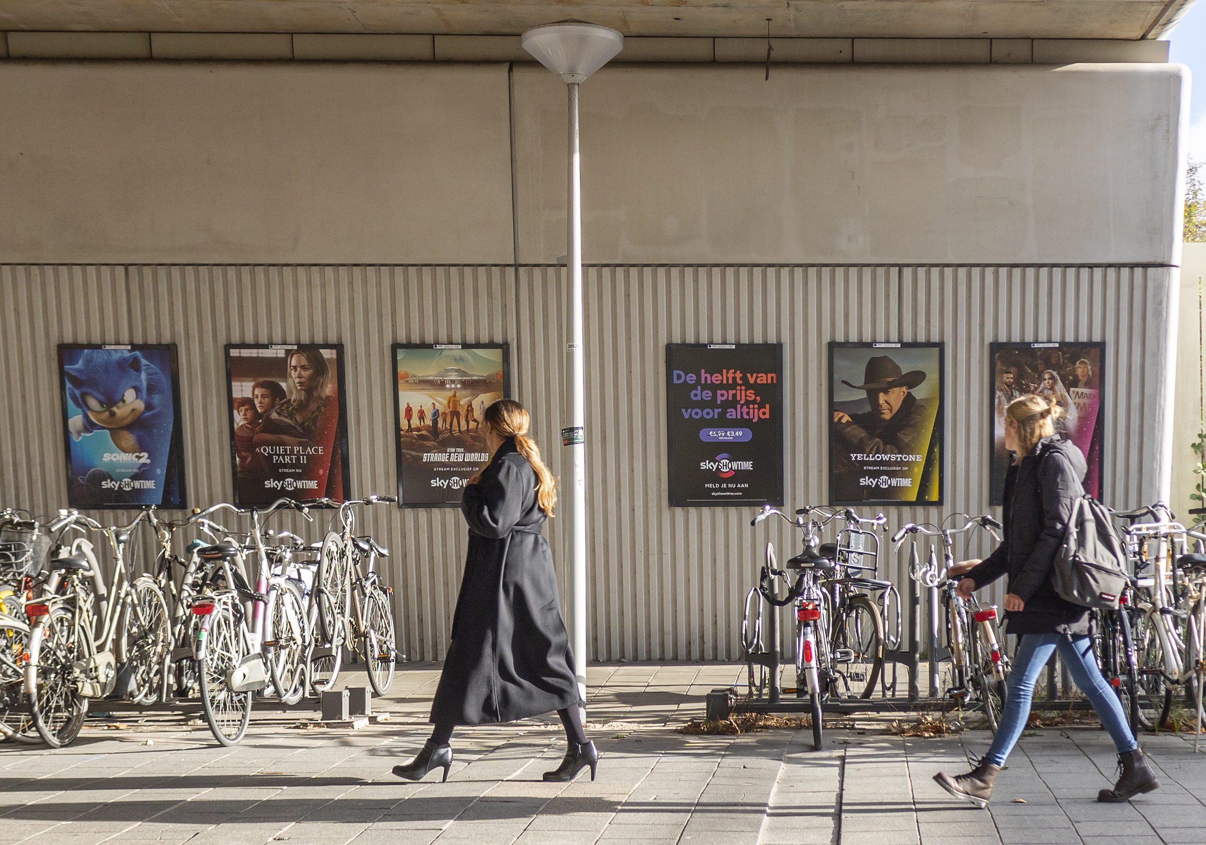 A0 spectacular reclamezuil binnenstad