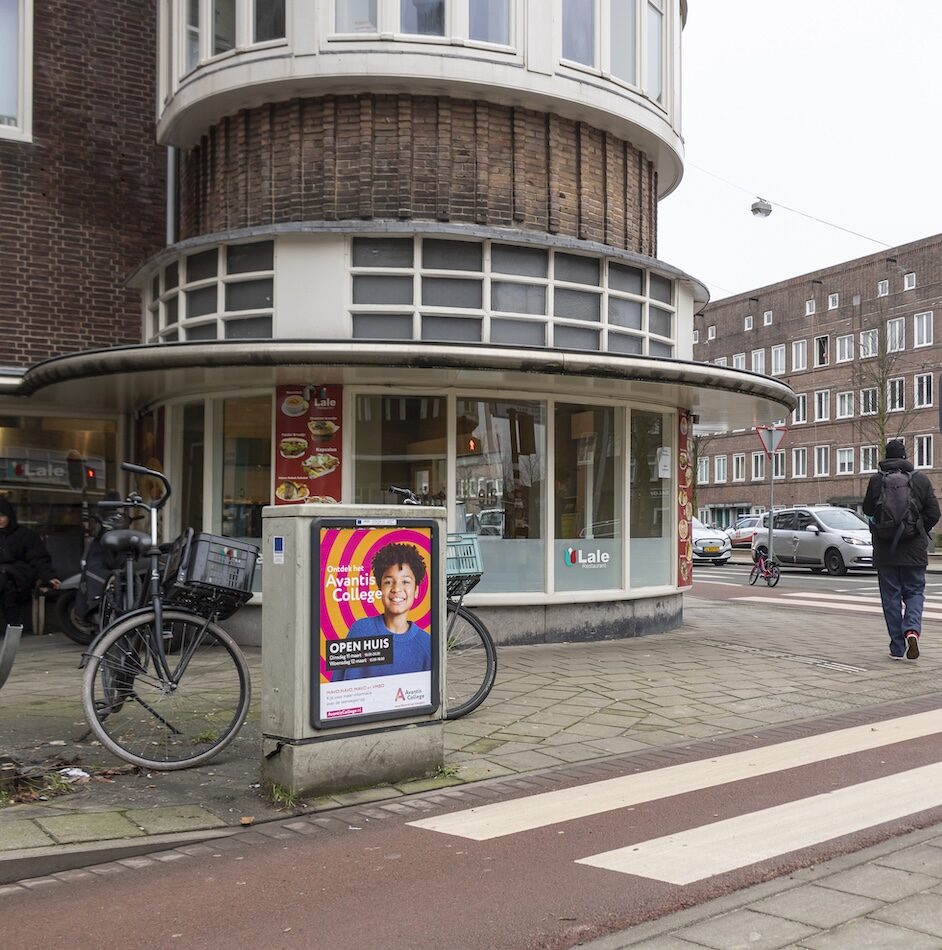 Waarom buitenreclame meer impact heeft dan online advertenties